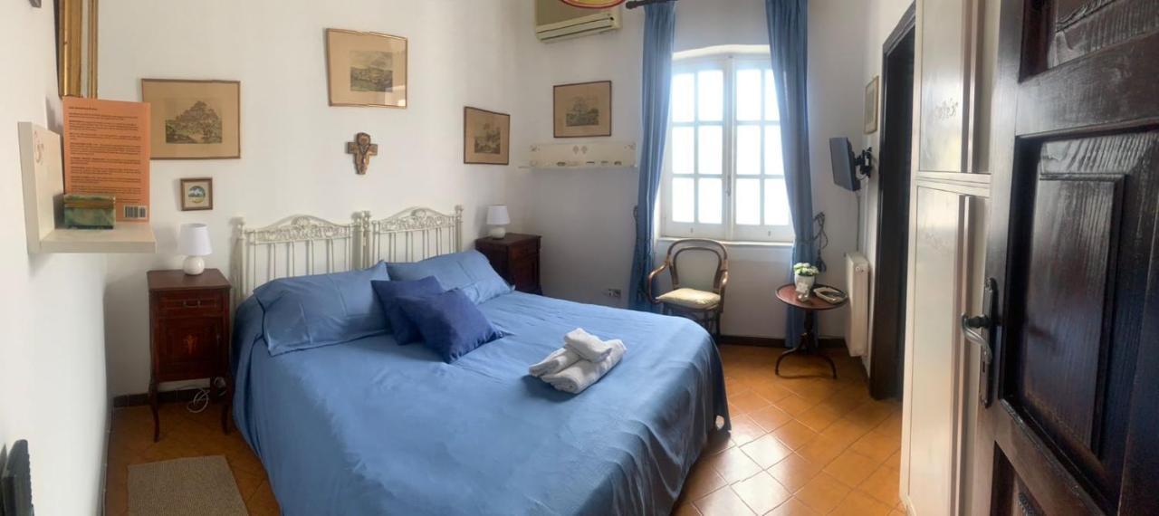 Il Kent Leilighet Ischia Eksteriør bilde